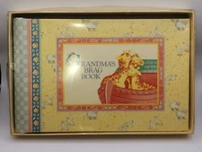 Grandma's Brag Book Cathy Heck C.R. Gibson 1977 Noah's Ark Giraffe 20 Photos 