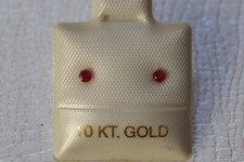 Feine Rubin Ohrstecker - 2 mm - 10 Kt. Gold - 417 - Ohrringe - Brillant Schliff