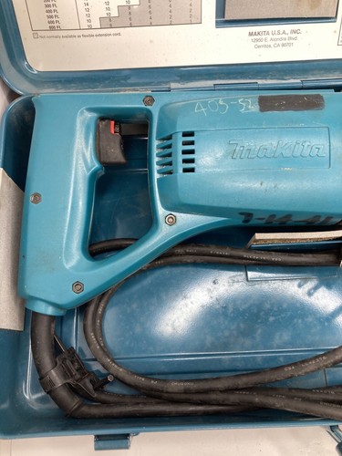 Makita JR3000V Corded Variable Speed Reciprocating Saw Metal Case "See Video" - Picture 5 of 16