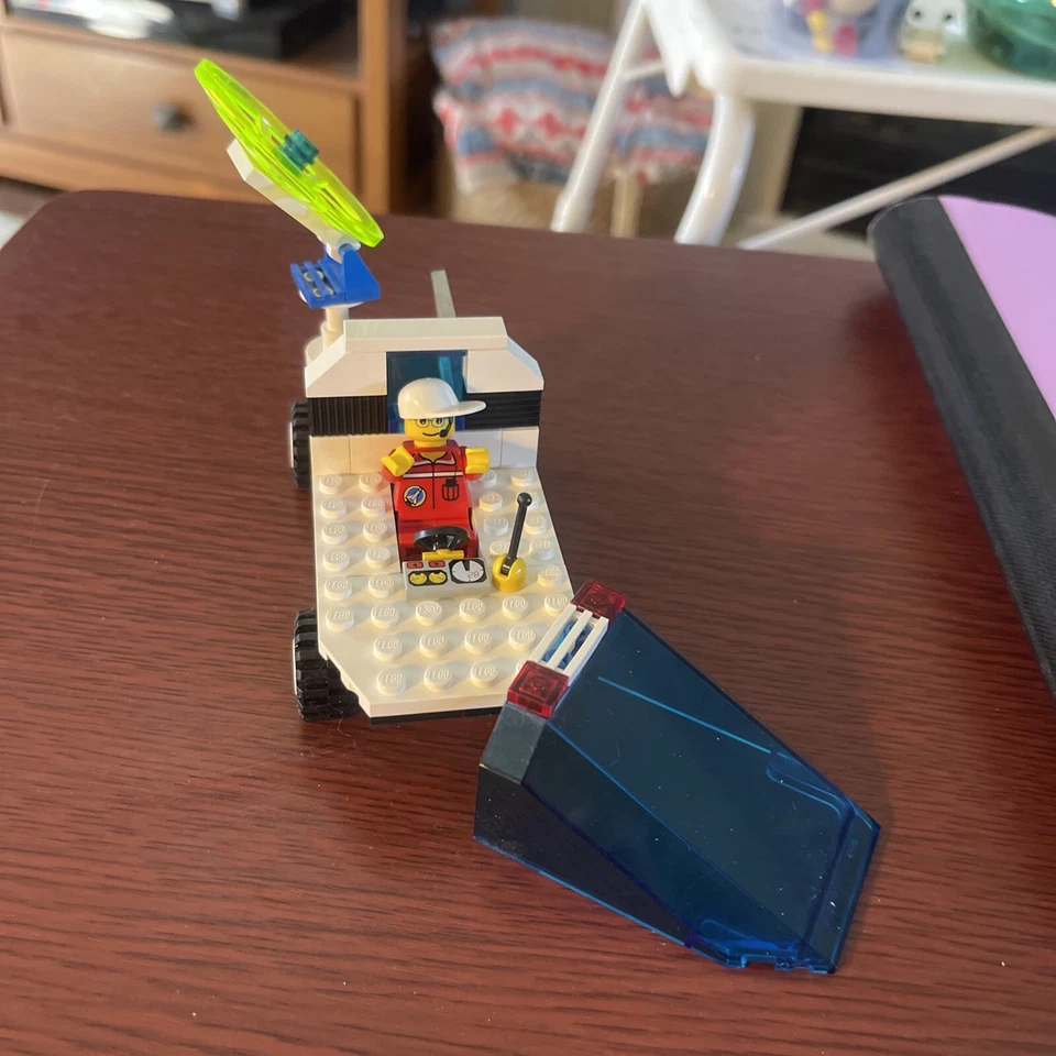 1999 LEGO System 6453 Com-Link Cruiser Set COMPLETE- NO BOX • NO MANUAL - Image 2 of 3