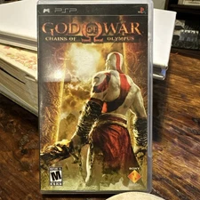 God Of War Chains of Olympus (PSP, 2008) Complete W/ Manual CIB Tested Working