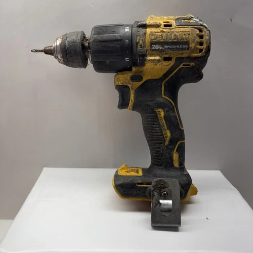 DEWALT ATOMIC 20V MAX Cordless Hammer Drill - DCD709⭐️FOR PARTS⭐️