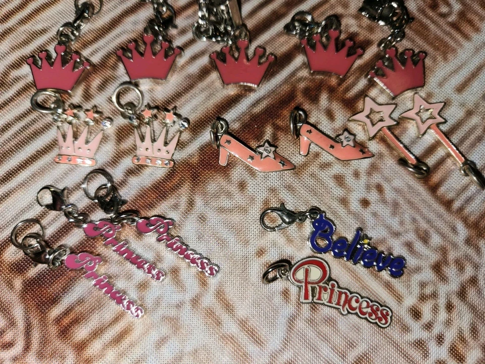 34 Dijes Princesa Disney Pulsera Collar Cenicienta Bella Aurora Clip En BONITO Foto 4 de 4