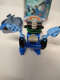 2 Vintage 2002 LEGO BIONICLES 8561 BOHROK NUHVOK & 8562 BOHROK GAHLOK Retired