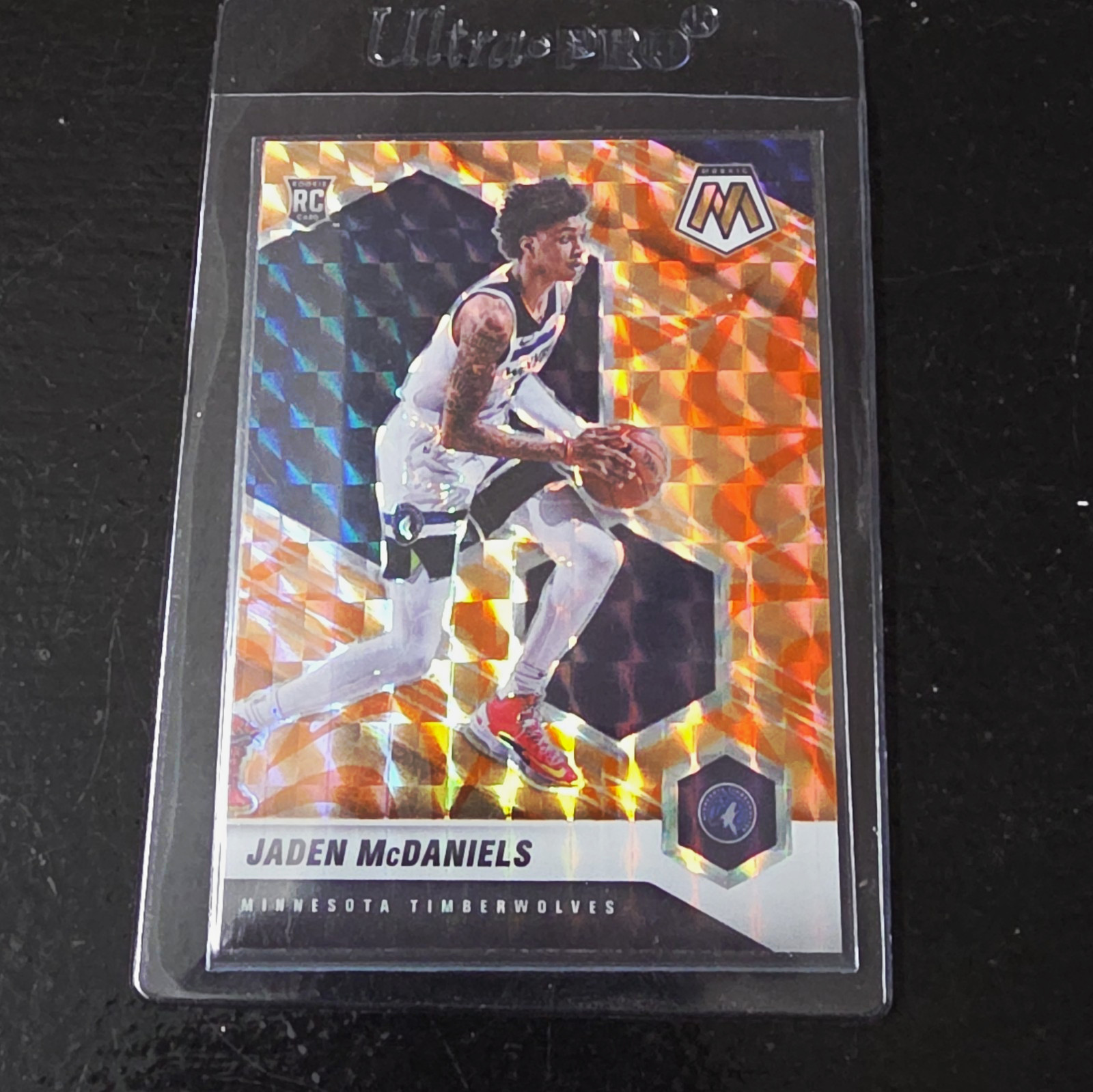 Panini 2020-21 Mosaic Jaden McDaniels #235 Reactive Orange Prizm RC Wolves