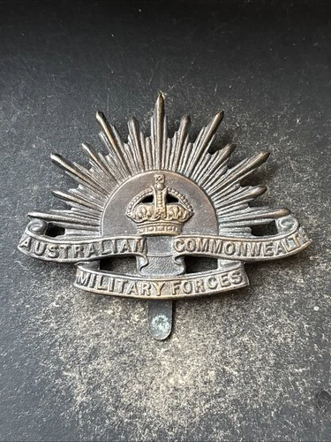 Australian Commonwealth Military Forces, Genuine Cap Badge. WW1