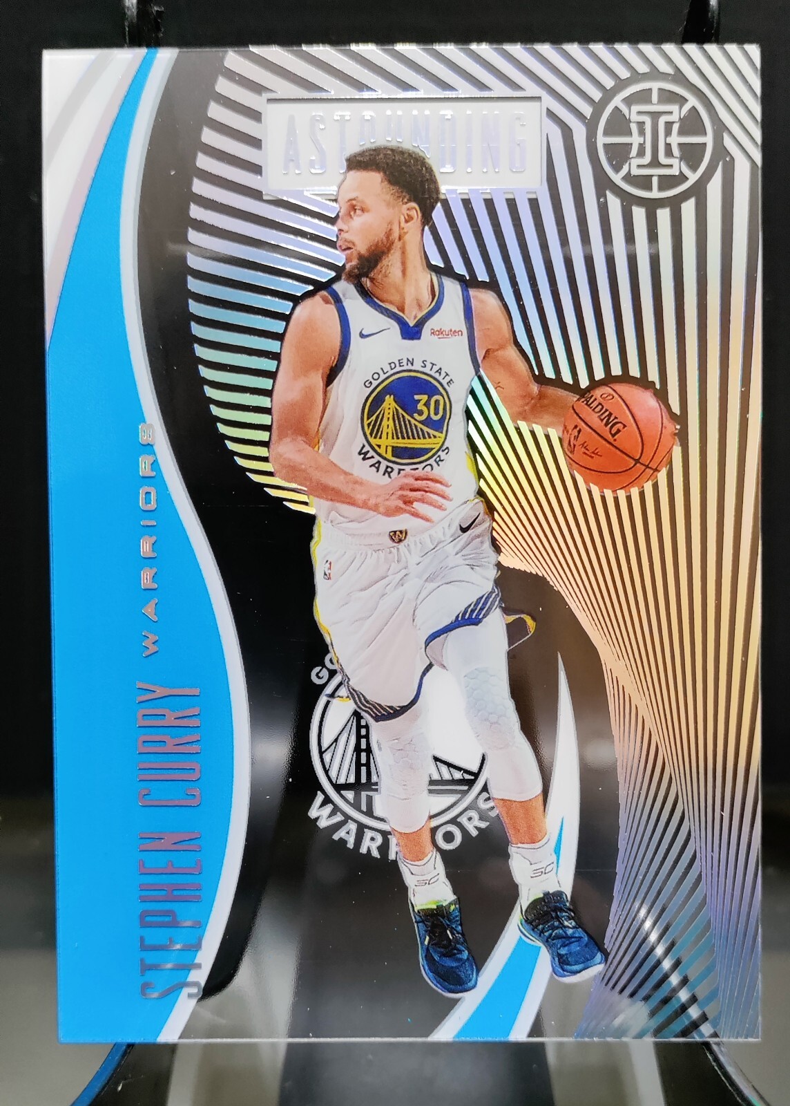 2019 Panini Illusions Stephen Curry Astounding Sapphire #1