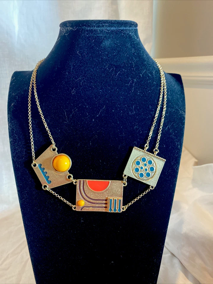 "Collar Retro MCM Look Fusión Cósmica Tono Dorado 18"" Por JewelMint Cubismo Atómico" Foto 2 de 4