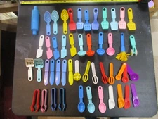 Fisher Price Fun Food Pick One Part Utensil Kitchen Hotdog Tongs Scrubber Burger