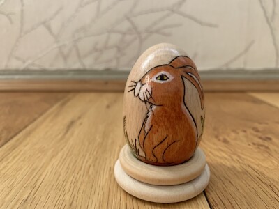 Handarbeit Pyrographie Hase Holzerei & Ständer Ostergeschenk Schmetterling Narzisse