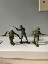 Louis Marx Green Plastic WWII US Military Marines USMC Toy Soldiers Lot Of 3