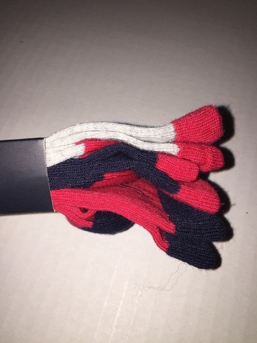 Brand New- Nautica 3 Pair Boys Socks (Size 5.5c-11.5c) - Picture 2 of 2