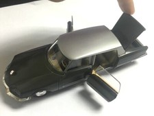Ancien Catalogue Dinky Toys De 1971, édition Rare, DS Présidentielle