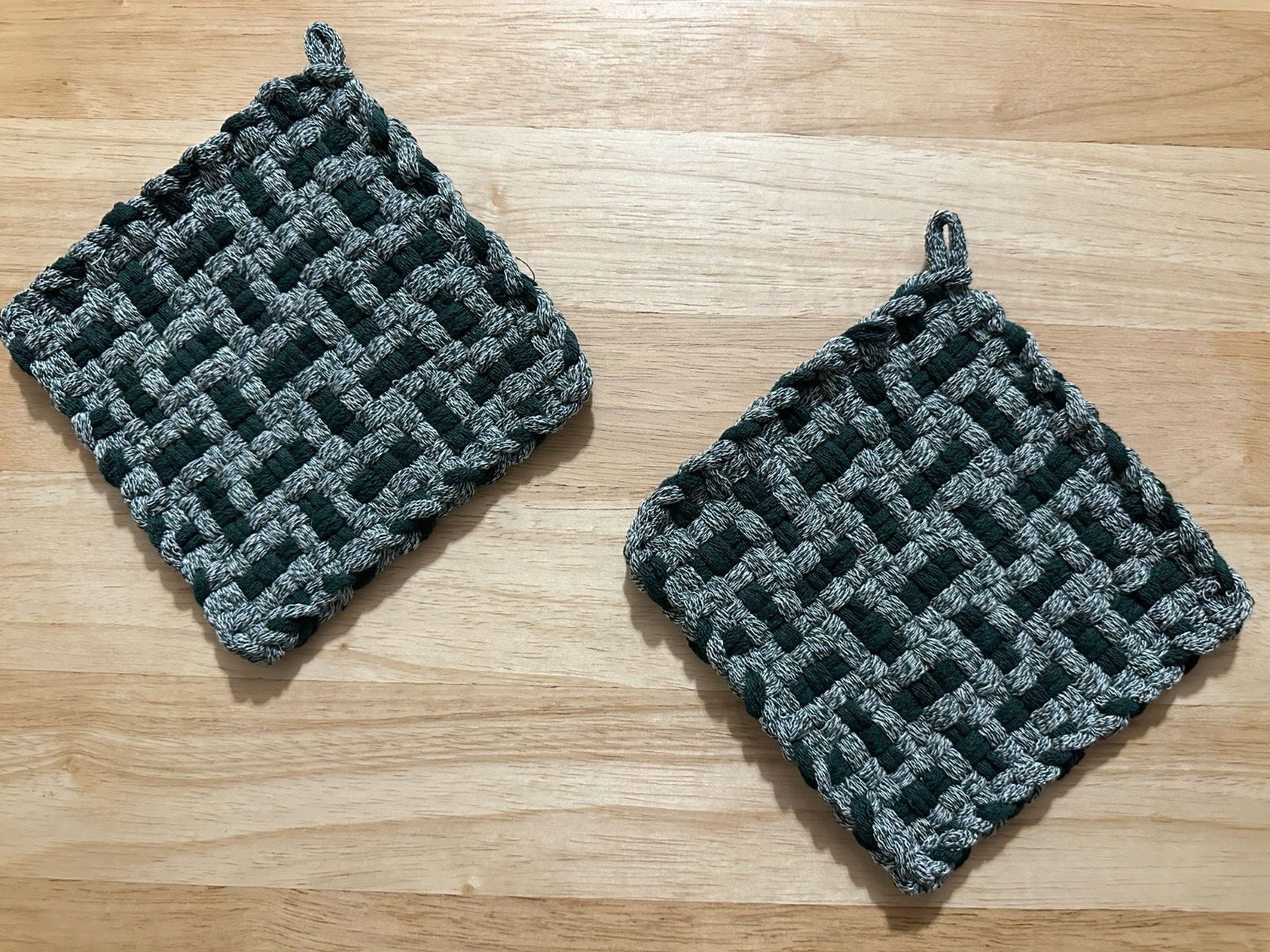Handmade 2 Beautiful Multicolor Cotton Woven Potholders New Heathered Pine Green