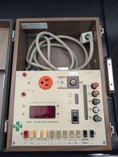 Dynatech Nevada Pei 2000a Digital Safety Analyzer With Case