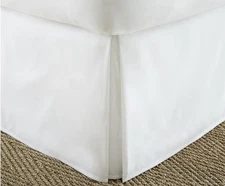 Ienjoy White Home Collection Pleated Bed Skirt, King, New