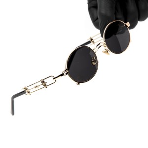 dark black round sunglasses