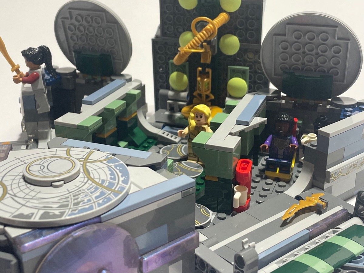 LEGO Marvel Super Heroes: Rise of the Domo (76156)- Eternals- with