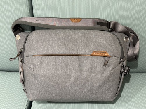 Peak Design Everyday Sling v2 (10L, Ash) - Pristine + Capture 3.0 Camera Base