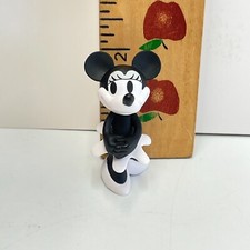 Disney 2" Minnie Mouse Toys Figurines All Marked Disney JP/China White Dress