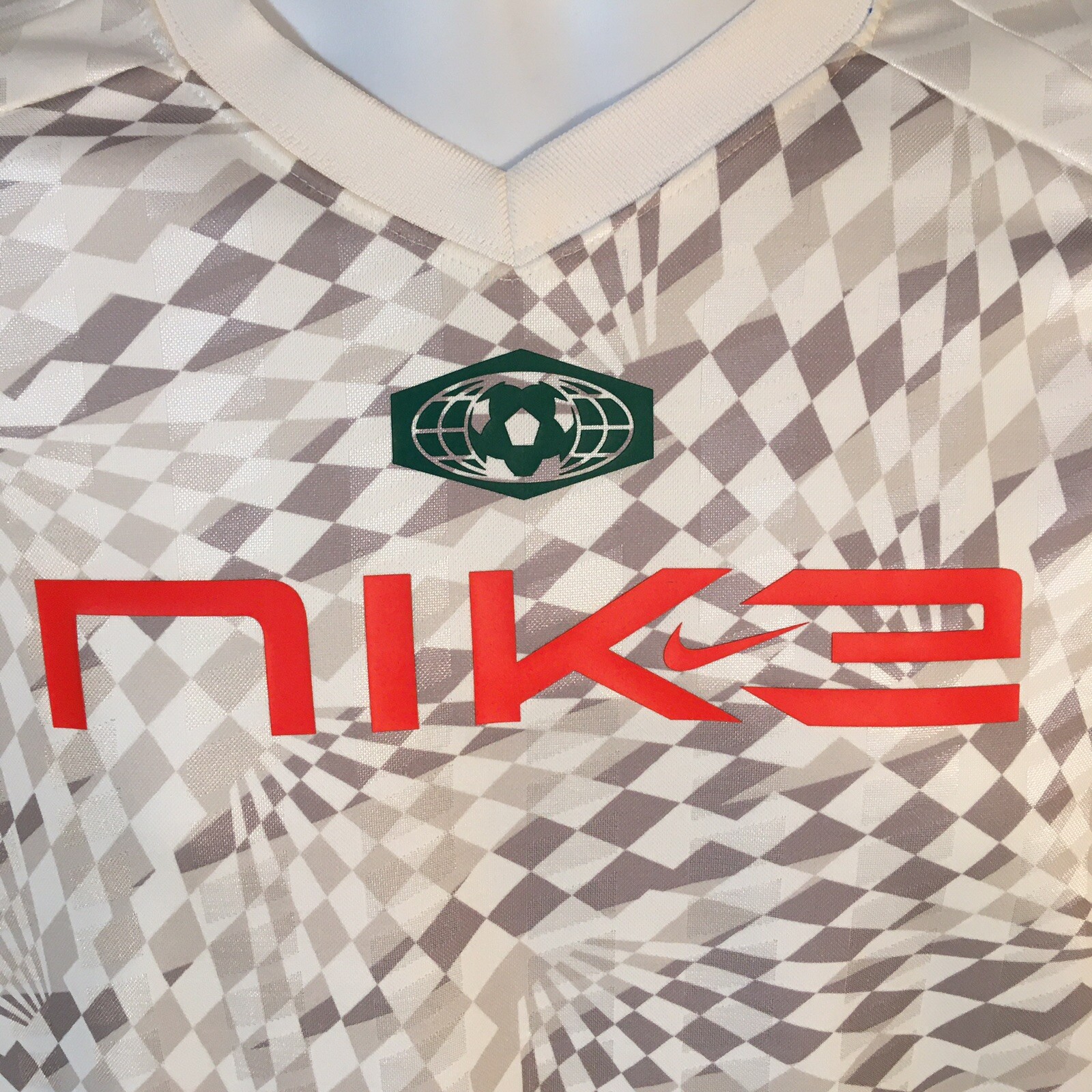 Nike Sportswear Womens Soccer Jersey White Grey Small… Gem