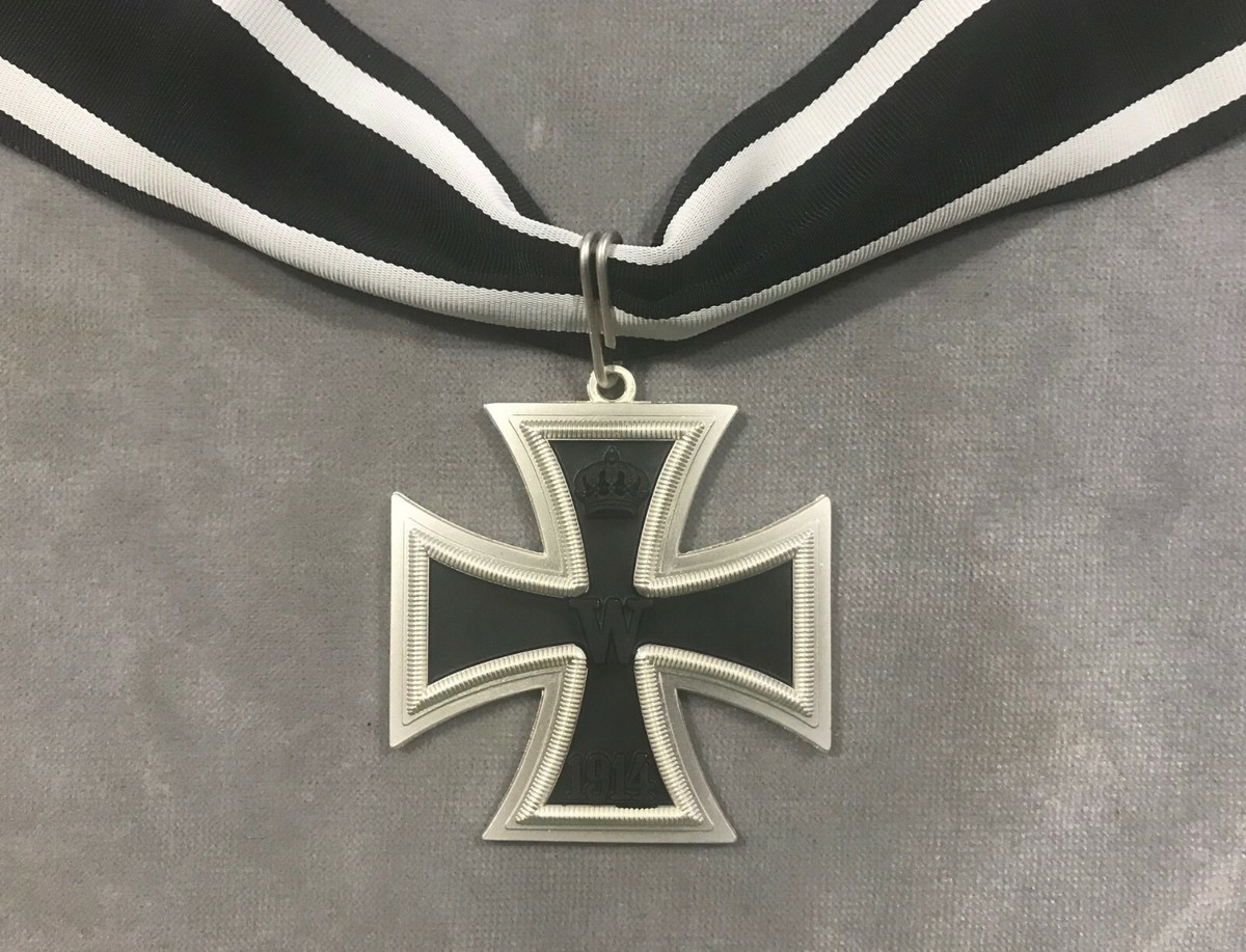 GERMAN IMPERIAL WWI GRAND CROSS OF THE IRON CROSS 1914 MEDAL NECK