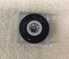 Autographed By Glen Sather SIGNED Edmonton Oilers PUCK With Case NHL