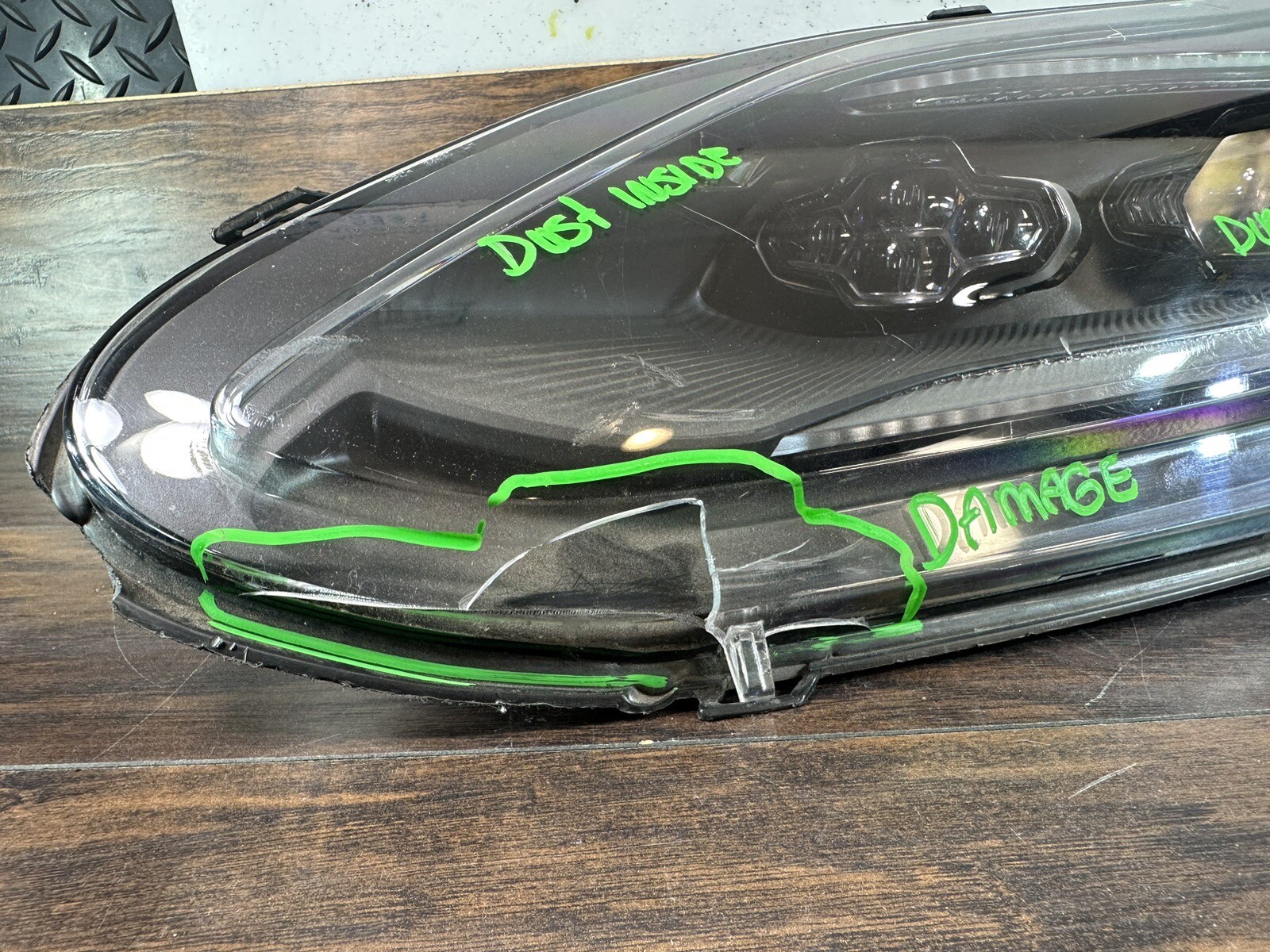 2017-2022 ASTON MARTIN DB11 LEFT SIDE HEADLIGHT LED OEM‼️ONLY FOR PARTS‼️