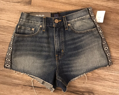 UrBan Outfitters BDG High Rise Girlfriend Raw Hem Jean Shorts, Size 27