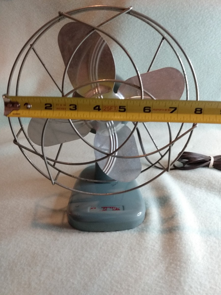 Vintage Dominion Electric Fan Model # 2004 Green Tabletop 8