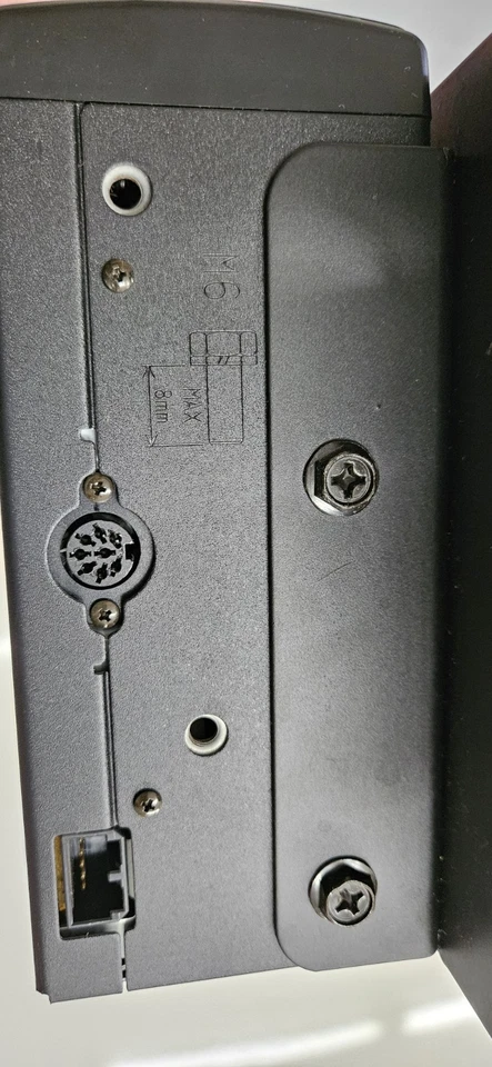 Cambiador de disco CD de 10 discos montado en el maletero Mitsubishi Eclipse 1997 1998 1999 Foto 3 de 4