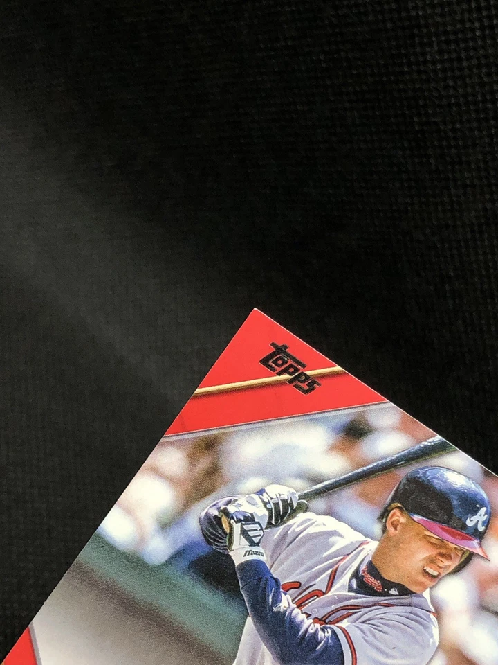 Topps Chipper Jones 2022/10 “Paragons of the Posteason” color rojo partido ssp 🐐 Foto 4 de 4