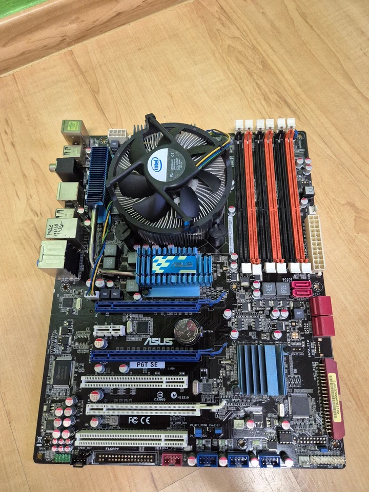 ASUS P6T SE + CPU Intel i7 950, Intel Motherboard - Bild 2 von 4