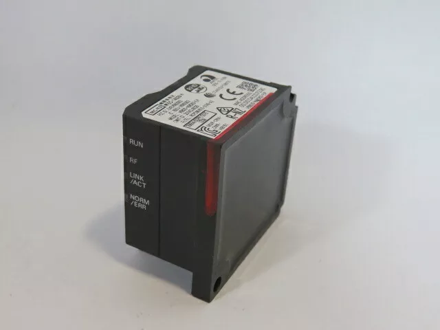 Omron V680S-HMD63-EIP RFID Reader/Writer 24VDC .2A BROKEN MOUNT USED