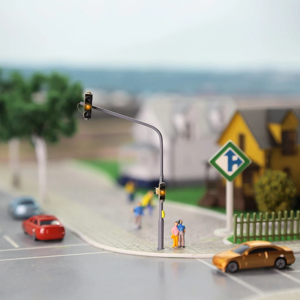 Evemodel N Scale Traffic Lights Block Hanging Signals for Model Layout Pack of 2 - Image 4 of 4