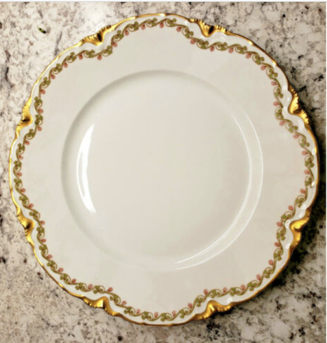 Haviland Clover Leaf  Dinner Plate 9 3/4"