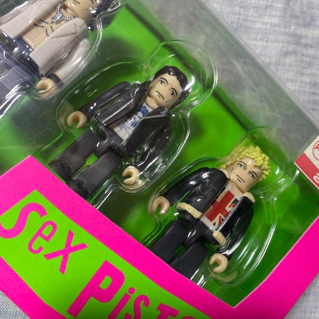 Medicom Toy Kubrick Sex Pistols Figure Set/B MEDKUB232 2008 Medicom Toy Kubrick Sex Pistols Figure Set/B MEDKUB232 2008