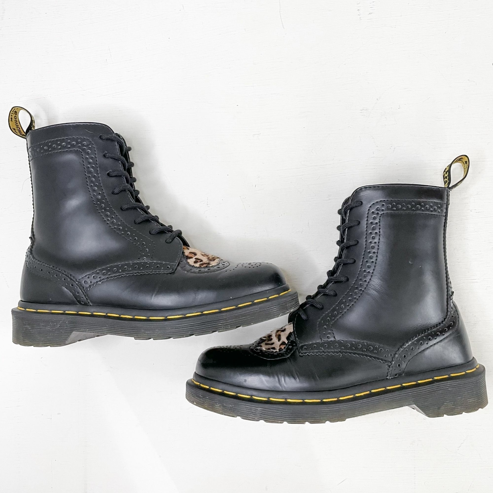 Dr. Martens Black Bentley II Leopard 