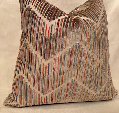 COPRICUSCINO personalizzato 20”q KRAVET COUTURE 34553 alti e bassi velluto ambrato Italia - Foto 17 di 20