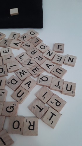 Scrabble 2007 Wood Letter Tiles Replacement Pieces & Black Drawstring Bag - Picture 5 of 7