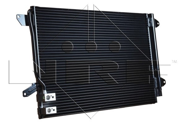 Condenseur NRF 350028 résout les pannes d'air chaud sur Jetta IV et Beetle