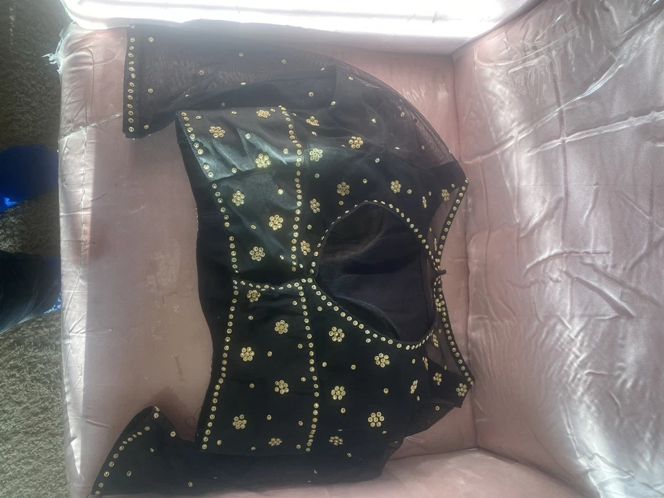 Indian Party Wear Saree Blouse - Image 3 of 3