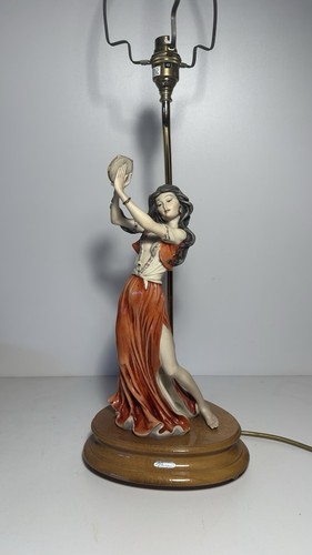 Giuseppe Armani Capodimonte