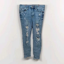 Judy Blue Shark Bite Distressed Skinny Fit Cropped 7/28 Blue Denim Jeans JB88390