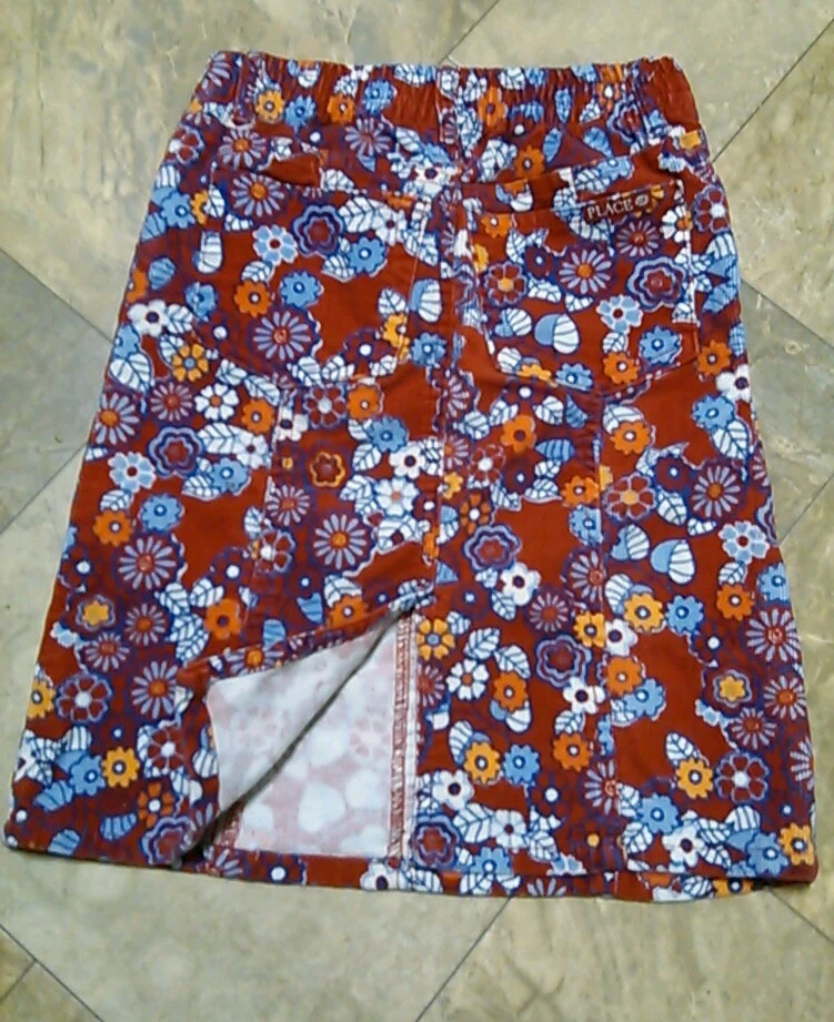 Falda de Pana Floral The Children's Place ELASTIZADA Talla 6 COMO NUEVA Estado Arándano Foto 3 de 4