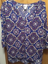 Blouse stylus women's tops Excellent condition Beautiful . Size M 3/4 Sleeve