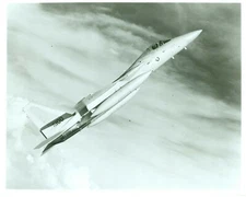 8 x 10 Photo F-15 Eagle Fighter Jet Aircraft Original 1970s Photo 1