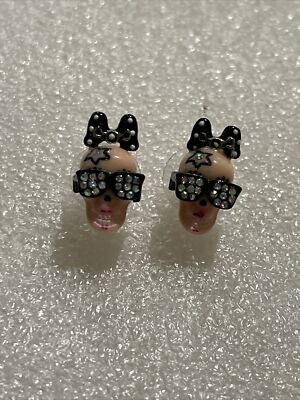 Goth Earrings Betsey Johnson Sugar Skull Rose Rhinestone  Rare Vintage Betsey Johnson Film Noir Rhinestone Studded Skull Earrings display picture 1