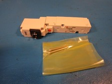 SMC VQZ2150-5YOS, 5 Port Single Solenoid Valve