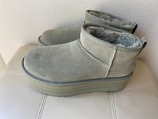 UGG Women's Classic Ultra Mini Platform Chestnut Boots 1135092 SZ 9